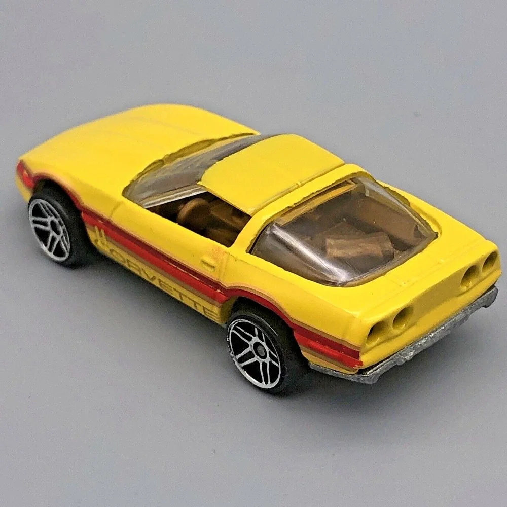 Hot Wheels 1980‎ '80 Chevrolet Chevy Corvette Car Yellow Diecast 1/64 Scale